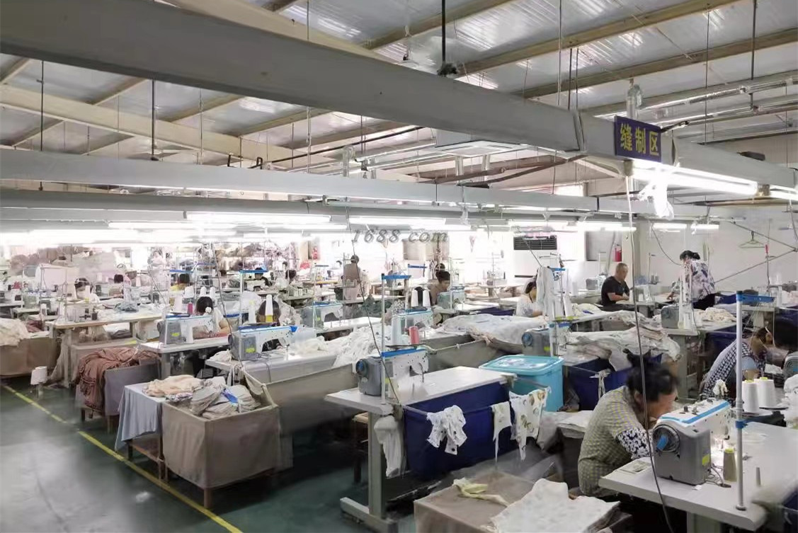 Trusted Women’s Clothing Manufacturer for Startups &amp; Boutiques