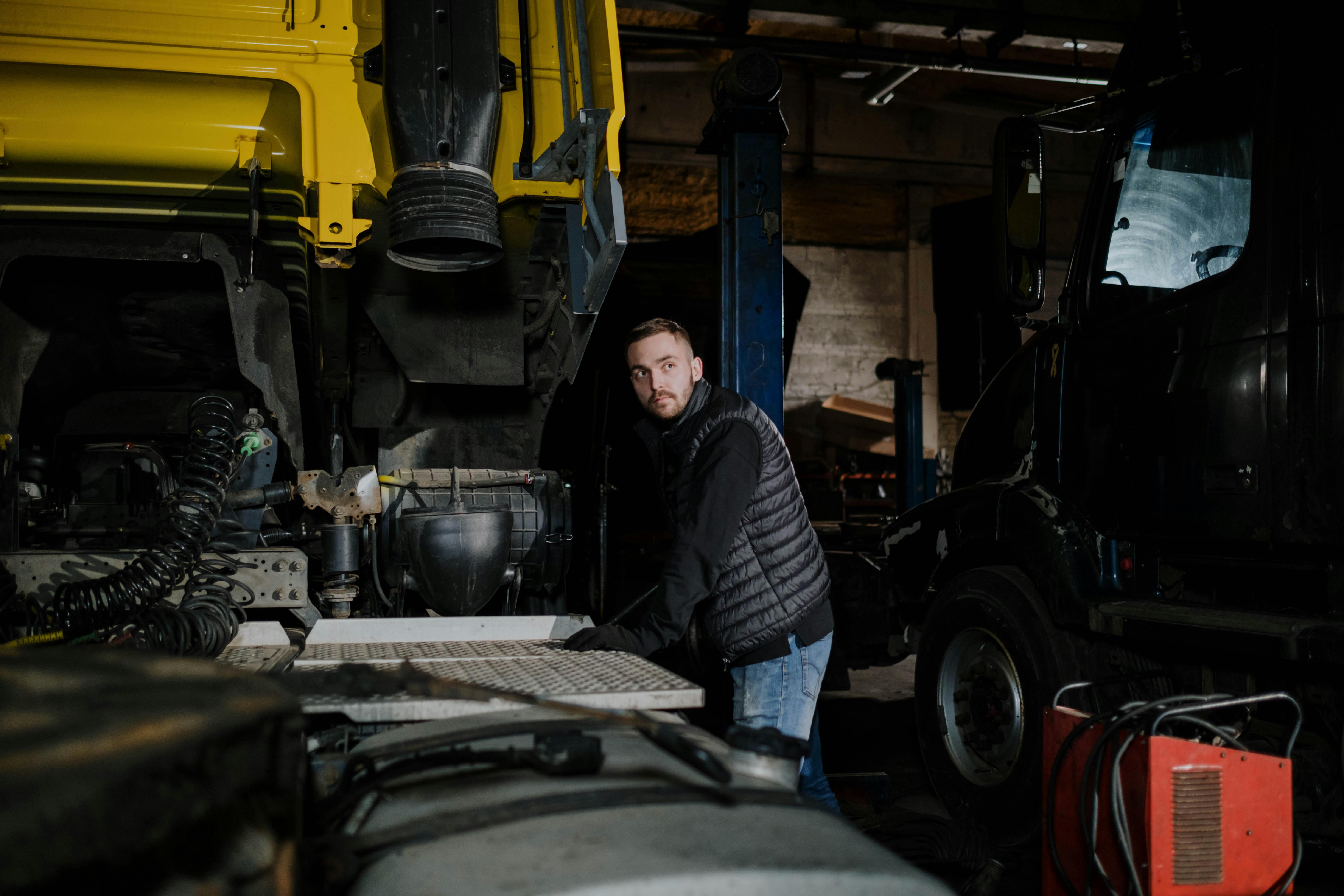 Reliable Tulsa Mercedes Mechanic for Airmatic, Engine &amp; Cooling Repairs