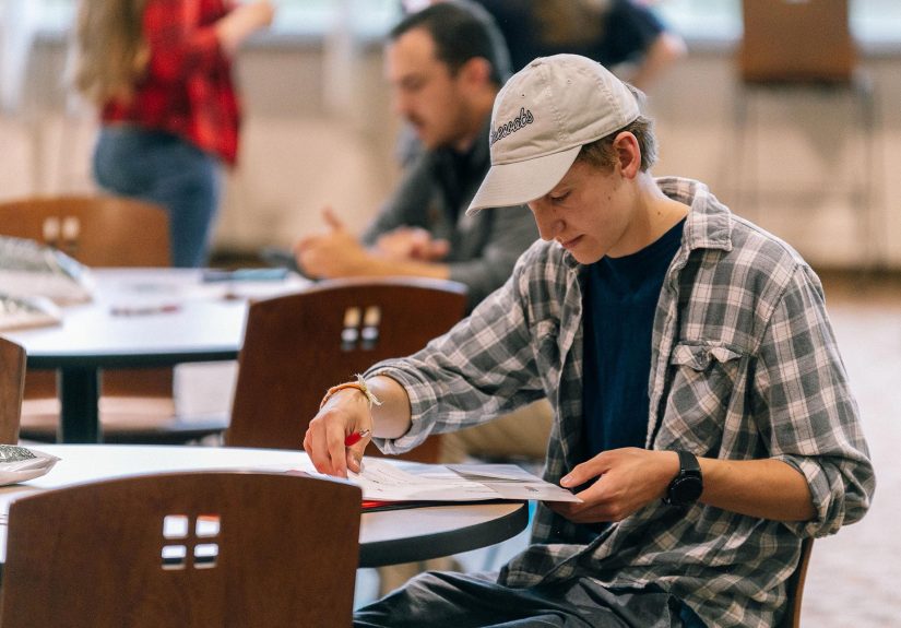 baker_college_student_studying@2x